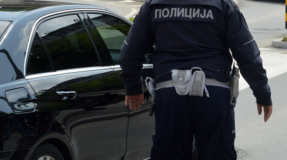 Policajci greškom pretukli trojicu učenika, jureći učesnike nedavne pucnjave u Užicu: Roditelji najavili krivične prijave 1