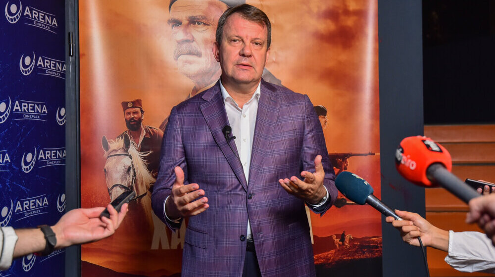 Igor Mirović na premijeri Heroja Halijarda u Novom Sadu veličao četnike i Dražu Mihailovića 1