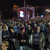 Incident na protestu: Psovke i povici „Idite na Kosovo“ tokom govora Novakovića 3