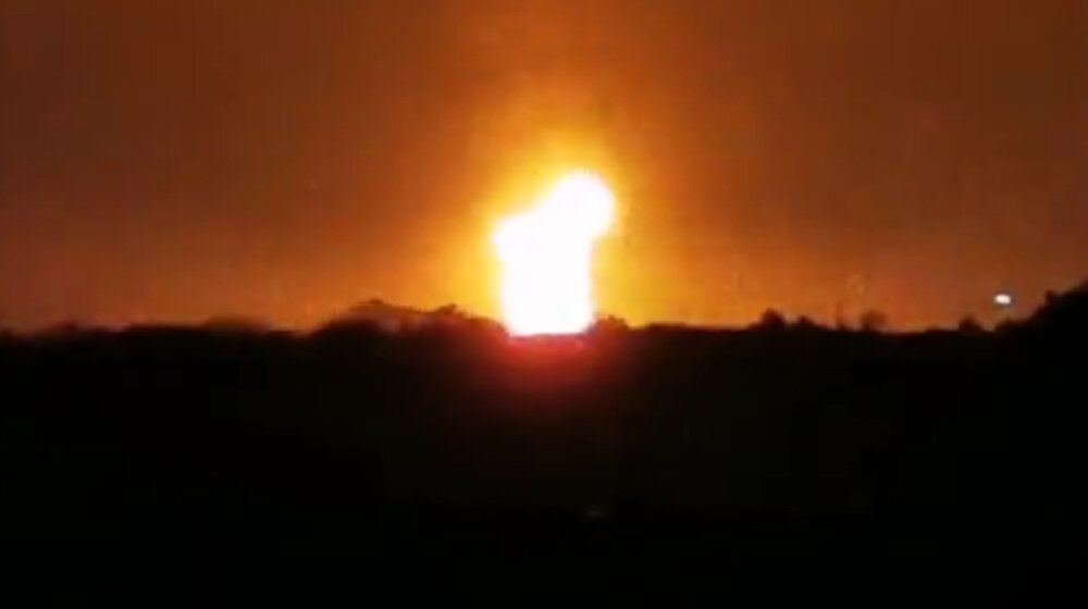 Eksplozija u skladištu gasa kod Oksforda, pretpostavlja se da je uzrok udar groma 1