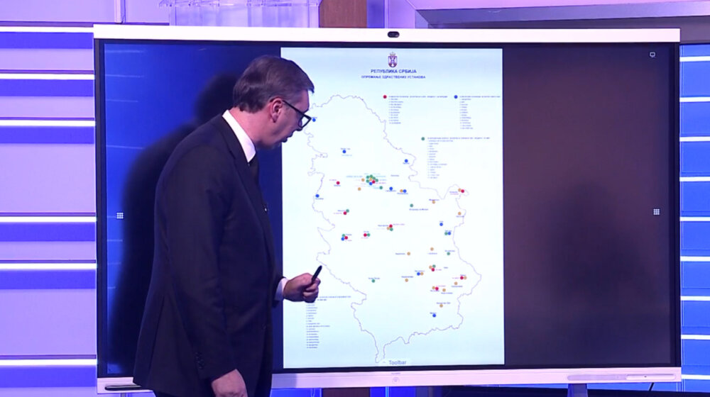 Vučić "odvratnoj" medijskoj kući: Vi volite decu, a ja ne? 1