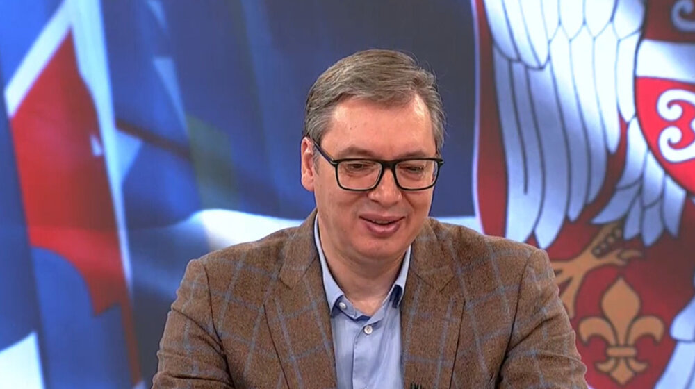 Direktor Pošte otkrio koliko je SNS platio slanje Vučićevog pisma penzionerima 1