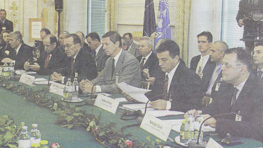 Kako je izgledao prvi sastanak delegacija Beograda i Prištine pre 20 godina? 1