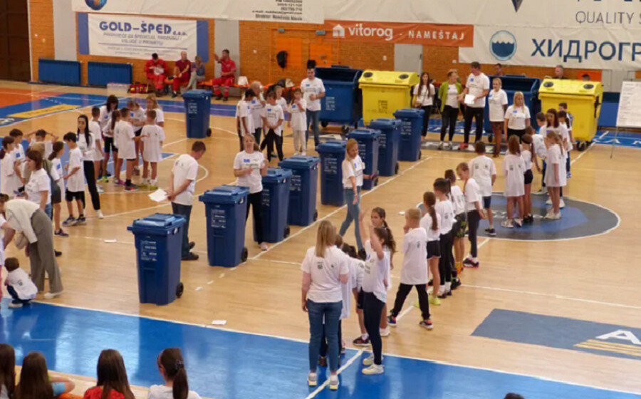 Mladi Mitrovčani učili o pravilnom odvajanju otpada kroz igru 1