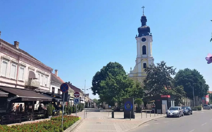 Dečak sa snimka na kojem je zabeleženo nasilje ispisan iz škole u Sremskoj Mitrovici 1