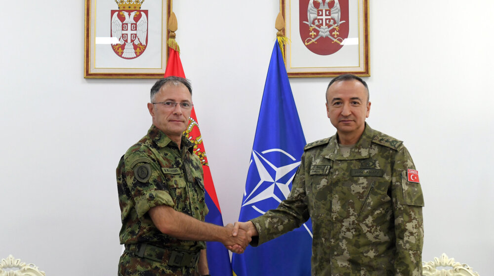 Novi komandant Kfora posetio načelnik Generalštaba Vojske Srbije generala Milan Mojsilović 1