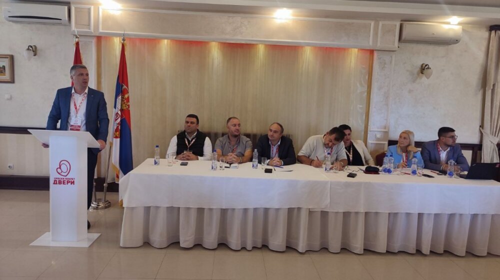 Dveri izdale proglas "Nacija, demokratija, pravda" 1