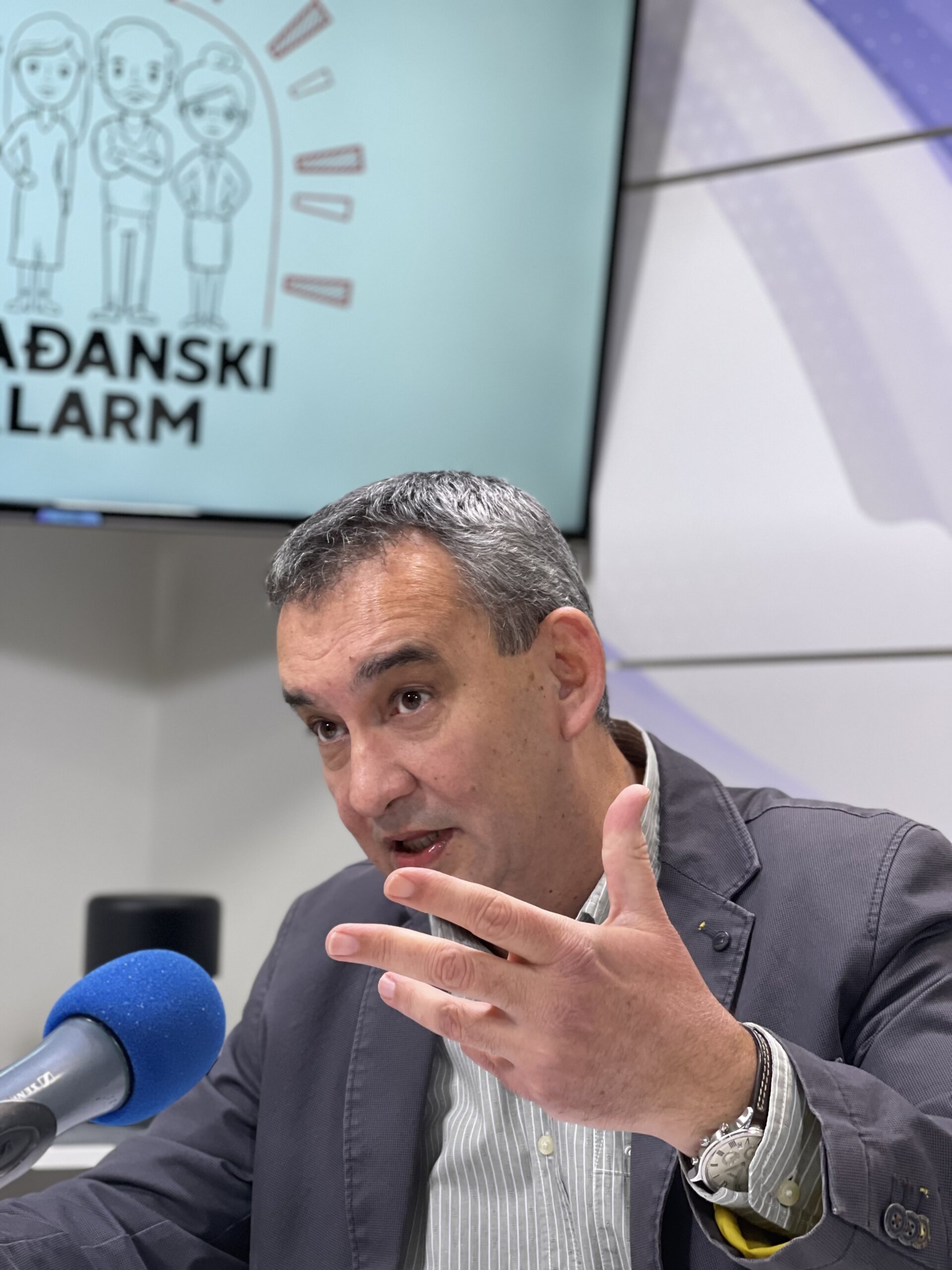 U Nišu sve više protesta i blokada saobraćaja: Građani se žale na životne probleme, od “otimanja brda” do oronule samoposluge 4