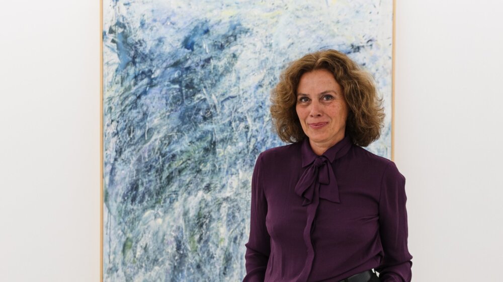 Jadransko more je mnogo bliže čoveku: Aleksandra Popović, povodom svoje izložbe “Lirski procesi” u Galeriji Novembar 1