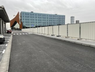 Prokop Pneumatski čekići i hilti bušilice i dalje odzvanjaju Prokopom: Reporter Danasa na železničkoj stanici "Beograd centar" dan pošto je svečano otvorena 9