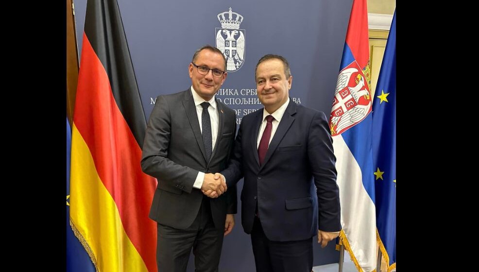 Nemačka štampa: Lider desničarske Alternative bio u Beogradu radi podrške Vučiću 1