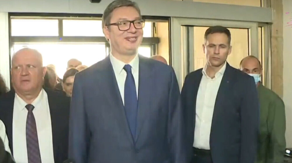 Vučić: Opozicija se hvali da će NATO general Ponoš da im bude prvi na listi za parlamentarne izbore 1