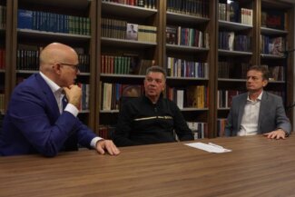 lupulesku sns Ko se sve u poslednja dva dana od poznatih ličnosti učlanio u SNS (FOTO)? 2