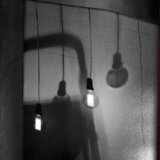 Beket u Beogradu: Izložba "Prizemljen" u Salonu Muzeja grada 4