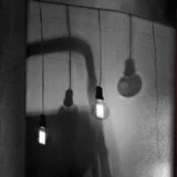 Beket u Beogradu: Izložba "Prizemljen" u Salonu Muzeja grada 3