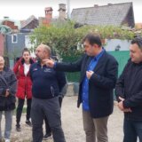 Boško Ničić obećao montažne kuće do kraja septembra, ali zaječarska opozicija kaže da gradonačelnik sposobnost pokazuje samo kada je u pitanju njegova hacijenda 13