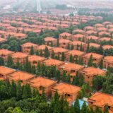 Najbogatije selo na svetu: Svi plivaju u novcu, ali po koju cenu? 5