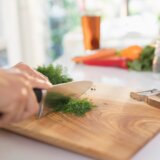 Ako ove namirnice seckate na istoj dasci, preti vam opasnost od jedne bolesti 2