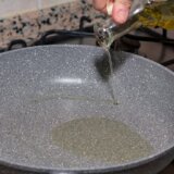 Evo koliko se puta može ponovo upotrebiti isto ulje za prženje 4