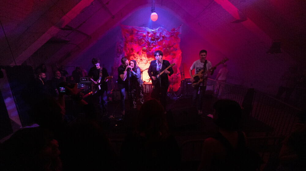 Velika promocija albuma "S ivice sanjanja" benda Proto Tip: Gosti koncerta članovi Hali Gali porodice 1