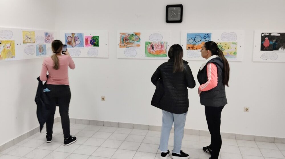 Izložba radova predškolaca i učenika po uzoru na Dalija u Sremskoj Mitrovici 1