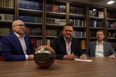 rebraca Ko se sve u poslednja dva dana od poznatih ličnosti učlanio u SNS (FOTO)? 5