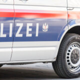 Minibus iz Srbije se prevrnuo u Austriji, jedna žena teško povređena 7