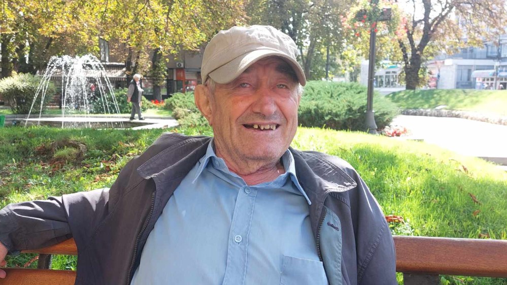 "Za vreme Ničićevog mandata, voda je postala tehnička, zemlja rudarska, a građani jeftina radna": Zaječarci i opozicija traže ostavku gradonačelnika 4 "Za vreme Ničićevog mandata, voda je postala tehnička, zemlja rudarska, a građani jeftina radna": Zaječarci i opozicija traže ostavku gradonačelnika 4