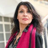 Ko je Iva Draškić Vićanović, dekanka Filološkog fakulteta u Beogradu, za koju studenti tvrde da ih je izbacila iz zgrade? 14