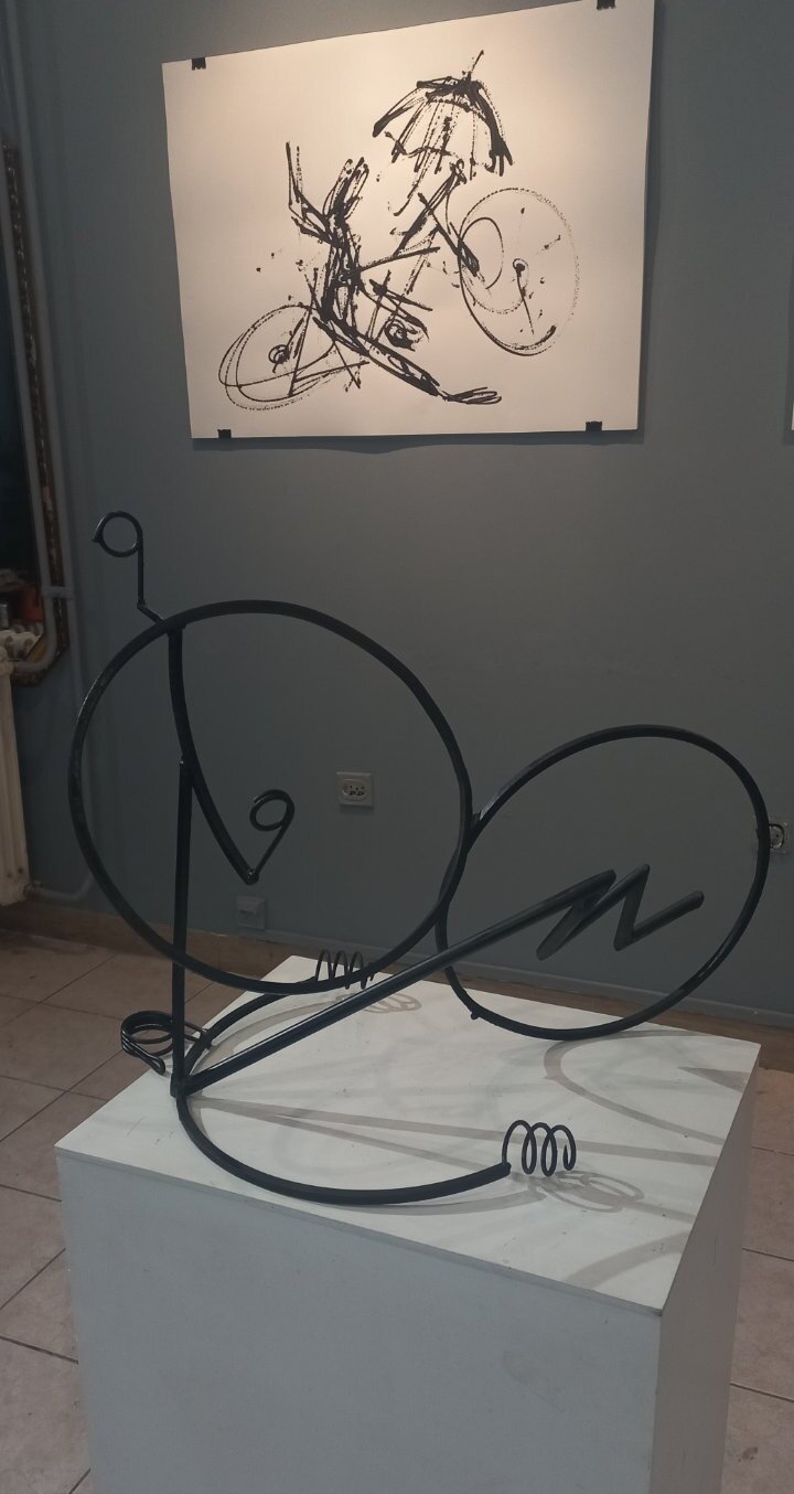 Izložba skulptura i crteža "Gumi defekt" u Novom Sadu: Intimni putopis jednog vajara i bicikliste 2