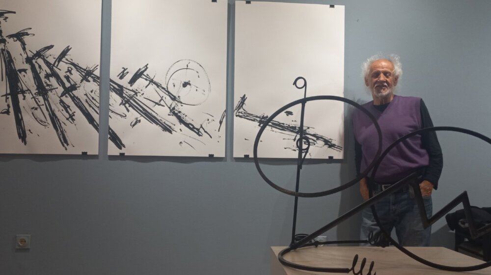 Izložba skulptura i crteža "Gumi defekt" u Novom Sadu: Intimni putopis jednog vajara i bicikliste 1