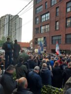 (FOTO, VIDEO) Veliki broj građana na otvaranju spomenika četničkom vođi Dragoljubu Draži Mihailoviću 3
