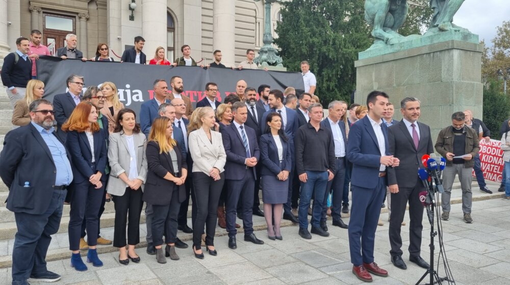 Ko su prvih deset kandidata za poslanike na listi "Srbija protiv nasilja"? 1