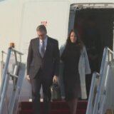 Predsednik Vučić sa suprugom Tamarom stigao u Kinu (FOTO) 5