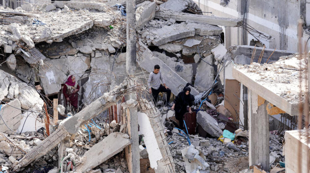 "Poljubio sam je, ali nije se probudila": CNN o potresnim scenama iz Gaze 11