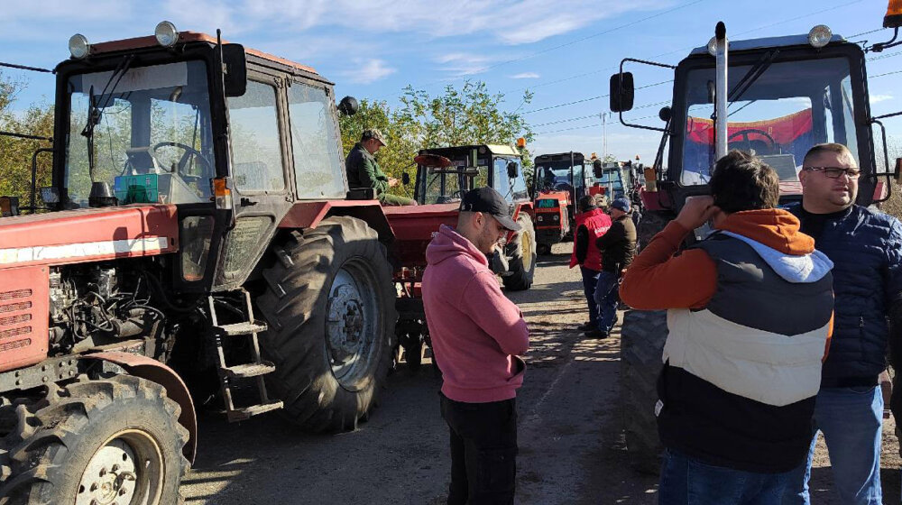 Poljoprivrednici: Nismo dobili odgovor Vlade, sutra protestna vožnja tri puta po sat vremena 1