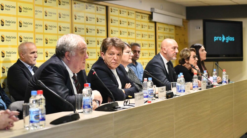 ProGlasu otkazana salu u Vranju, događaj ipak na platou 1