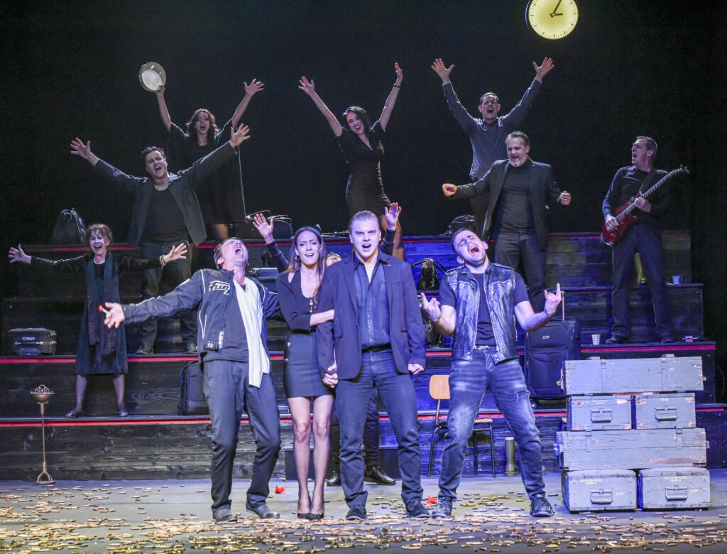 Ljudska priroda se ne menja, a agresivnost je danas vladajući princip: Dejan Dukovski i Gorčin Stojanović o aktuelnosti komada "Bure baruta" 3