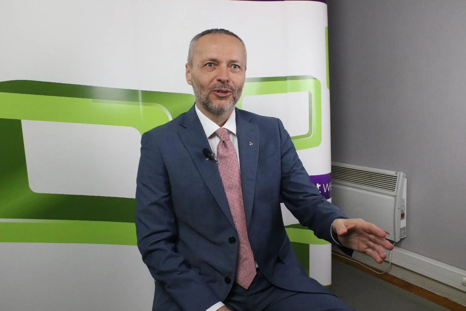 "Suština je jednostavna - preigrao se": Šta ako Vučić ne potpiše Mrdićeve zakone? 2