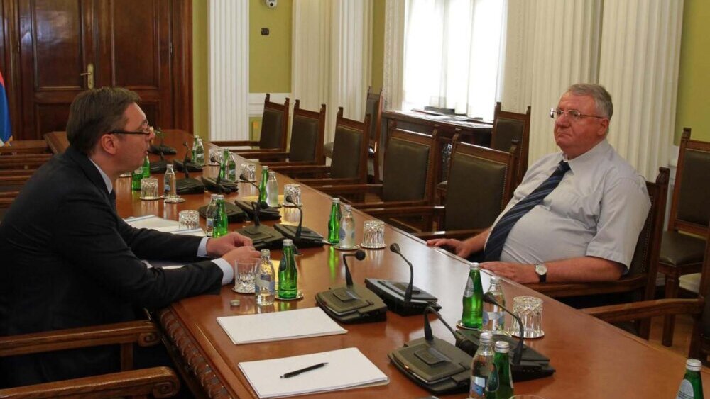 Šešelj uveren da će radikali u koaliciji sa SNS u Beogradu "trijumfovati": Ako zafali, SRS u vladi 2 šešelj vučić