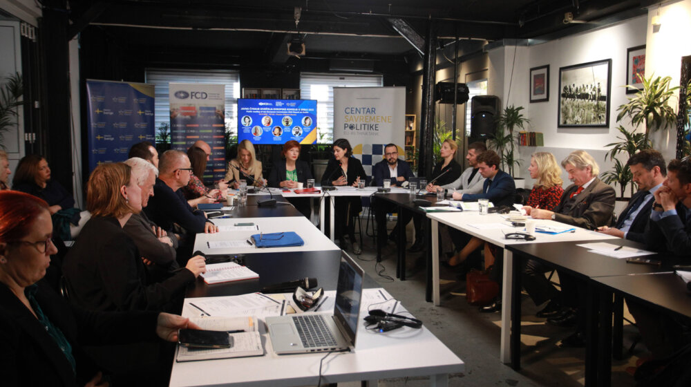 Vučić se iz detinjstva seća dva Gonzalesa: Lični stav Jovice Đ. Todorovića 1