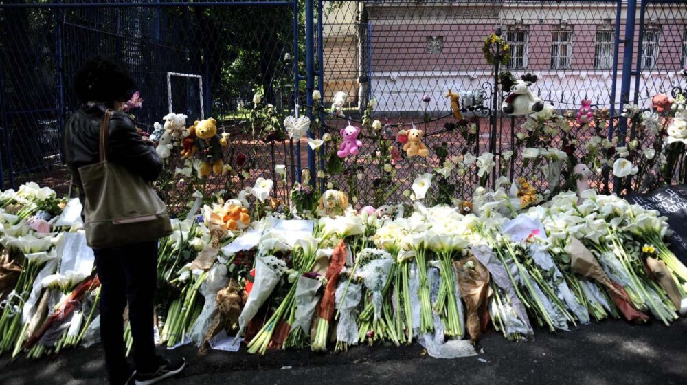 "Ne, krivi smo SAMO mi, profesori": Reakcija na tekst "Ribnikar više ne treba da postoji" 1