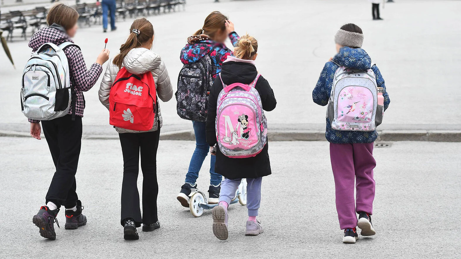 Šta znači izjava ministarke prosvete da će razredne starešine pratiti mentalni sklop i socijalni život učenika? 2