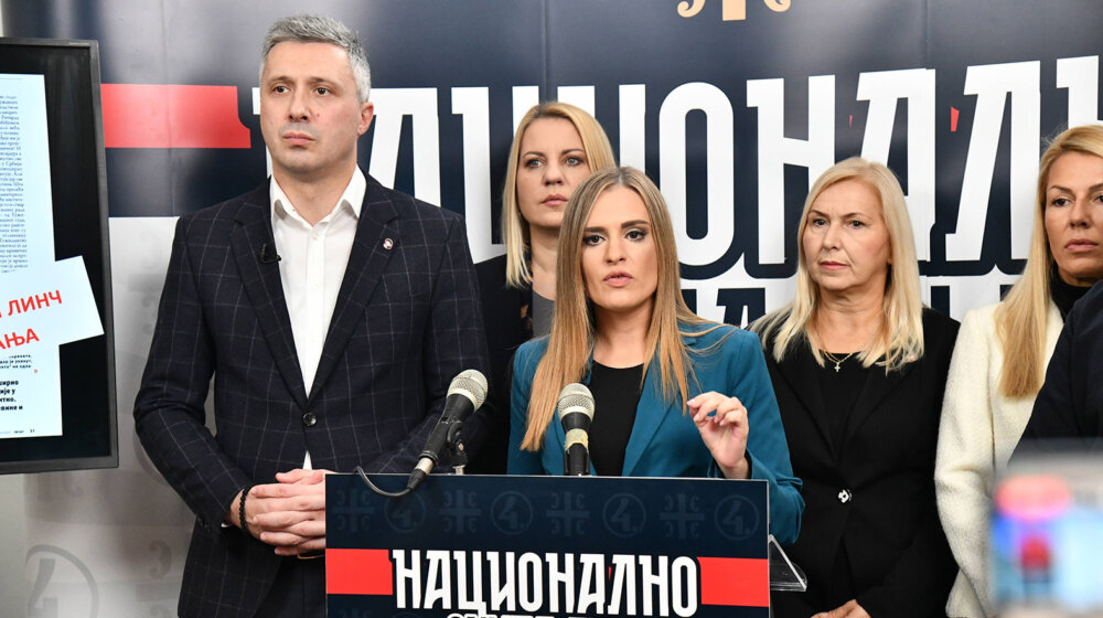 Koalicija "Nacionalno okupljanje" u Kruševcu: Vratićemo Vladi Srbije ustavna ovlašćenja 1