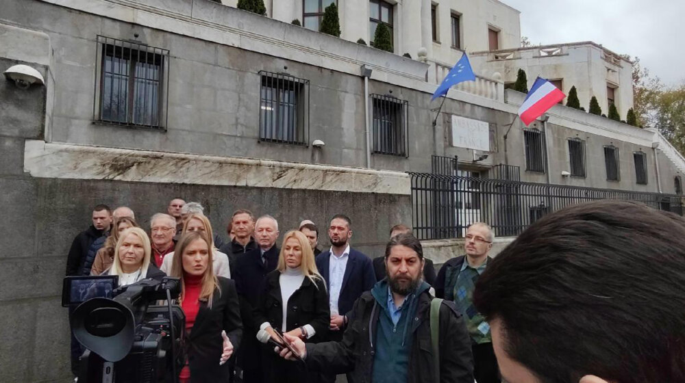 Zavetnici i Dveri: Nastavak dijaloga Beograda i Prištini usloviti vraćanjem spomenika palim srpskim vojnicima u Prištini 1