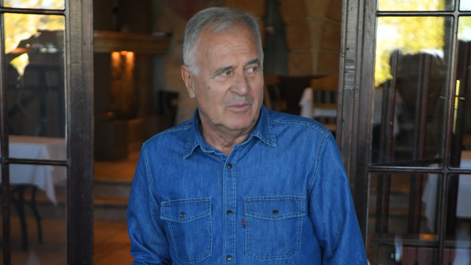 “Bogoljub Karić bi mogao da otkupi Pink i Informer, a onda da ih ugasi”: O najavi da se BK televizija ponovo vraća u Srbiju 3