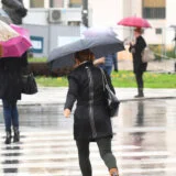 Vreme danas vetrovito, tokom dana oblačno, mestimično kiša, u planinama sneg 11