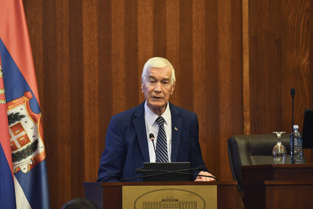 Ko je i kako raspustio parlament Vojvodine: Pokrajinski izbori 17. decembra 2