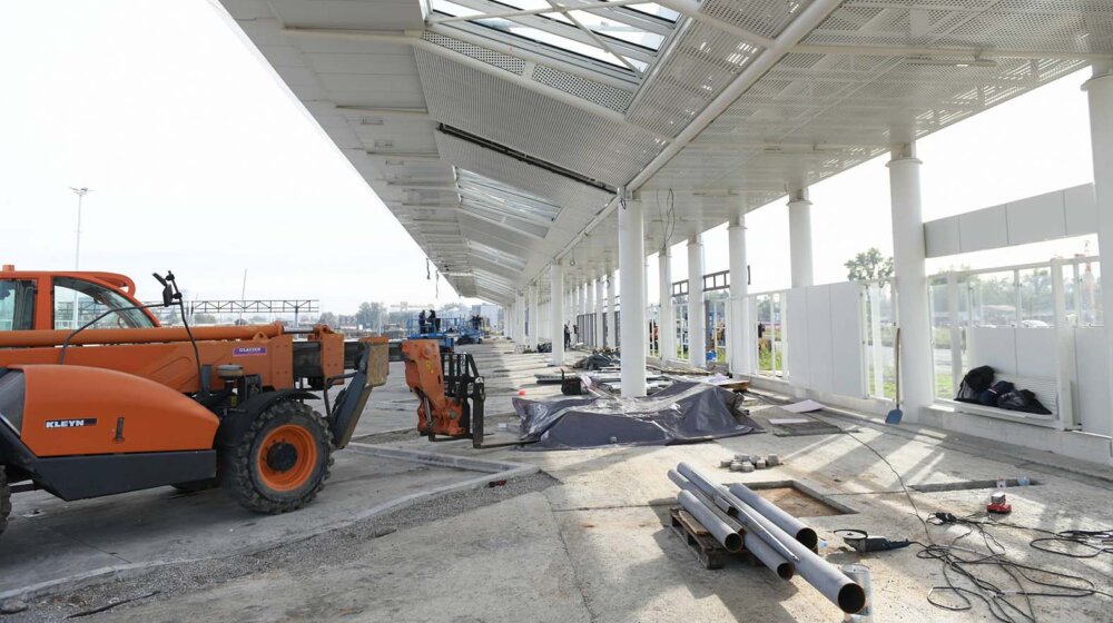 Iz budžetske rezerve 10 miliona evra za nastavak izgradnje autobuske stanice u Bloku 42 1