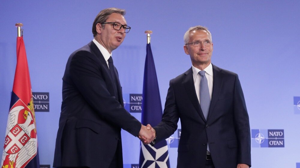 "Vučićev manevar pred izbore": Ruski mediji o obećanjima koje je predsednik Srbije dao šefu NATO-a 1